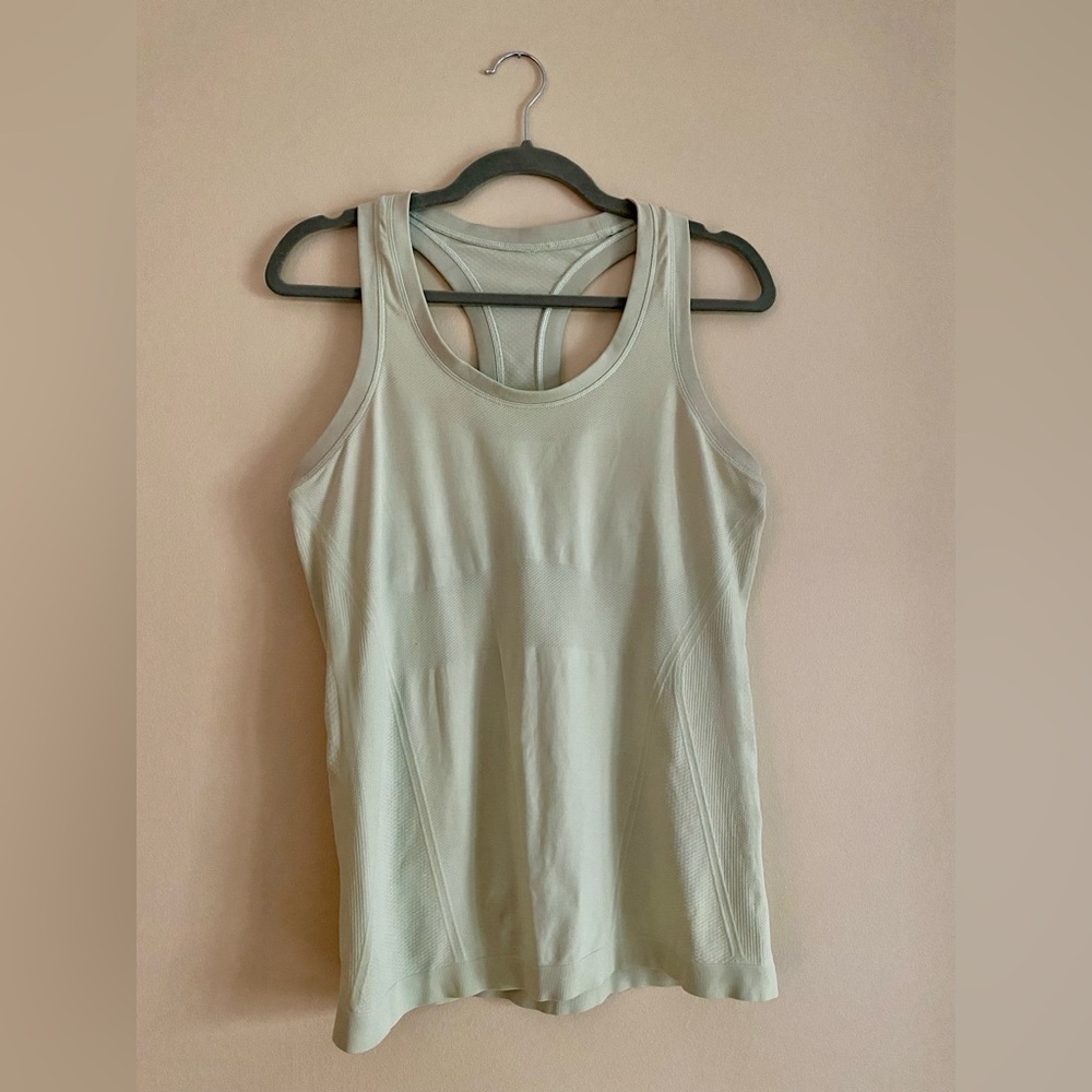 Athleta Momentum Seamless Racerback Tank Top